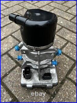 McLaren 570S, Power Steering Pump/Motor, Used, P/N 13D0152CP